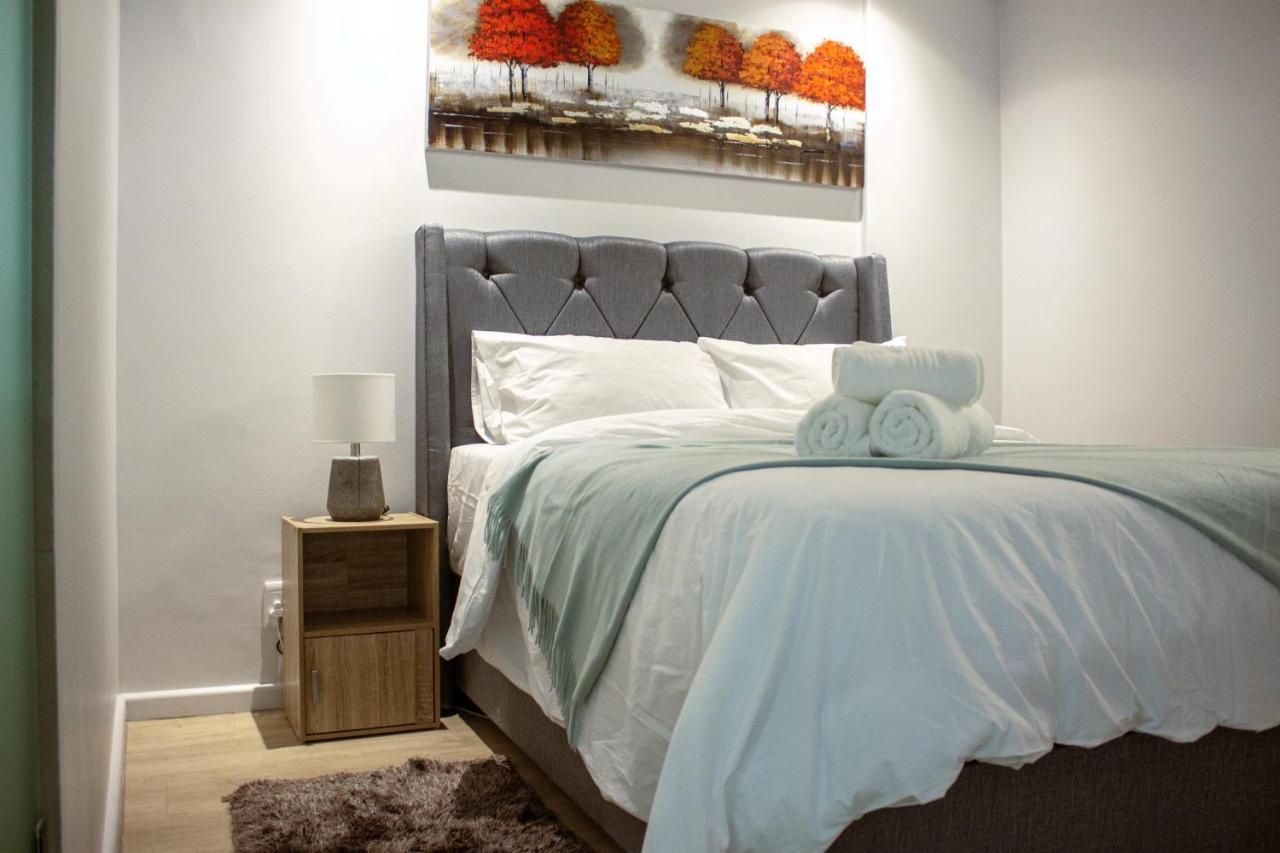 Chic, Central, Family & Group Stay - Stylish 2 Ensuite Bedroom Apartment With Spacious Balcony Кейптаун Екстериор снимка